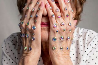 Older Australians' experiences of online scams